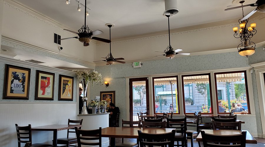 Cafe Jolie