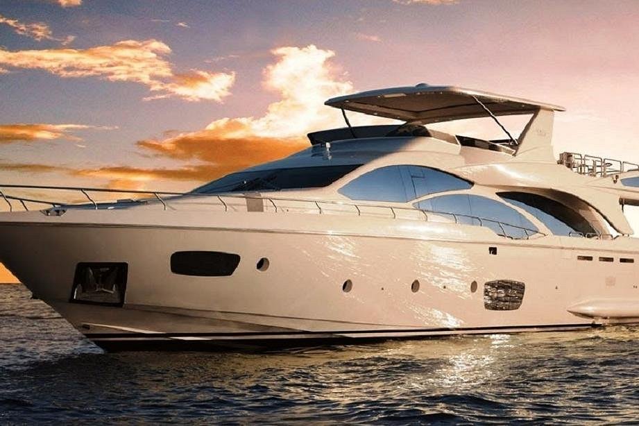 rockstar yacht dubai