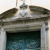 Il portale della chiesa