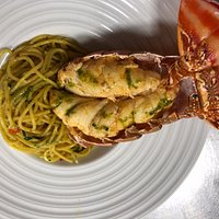 lagosta com spaghetti: sabor inigualável.
