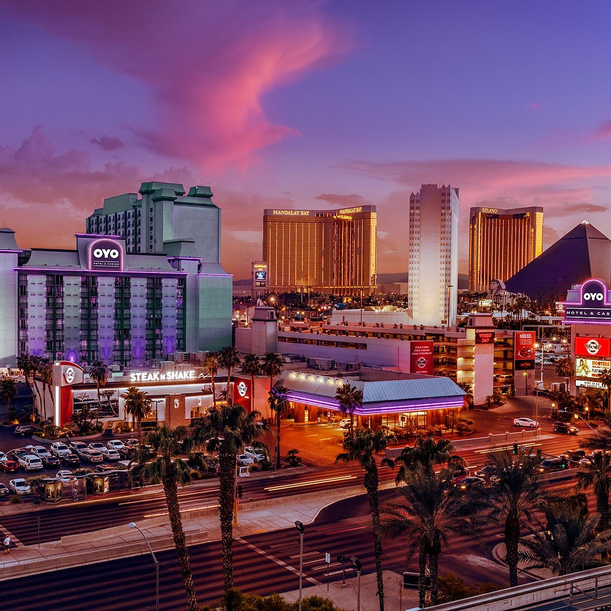 Front Desk - Picture of Paris Las Vegas Hotel & Casino, Paradise -  Tripadvisor