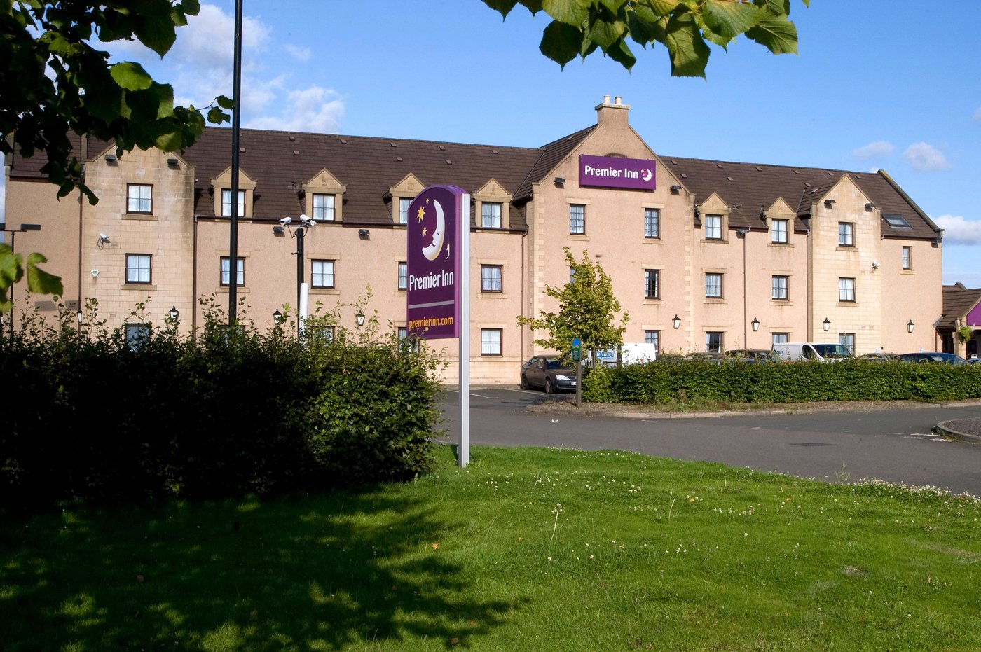 PREMIER INN FALKIRK (LARBERT) HOTEL - Updated 2023 Reviews