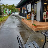 店の外観