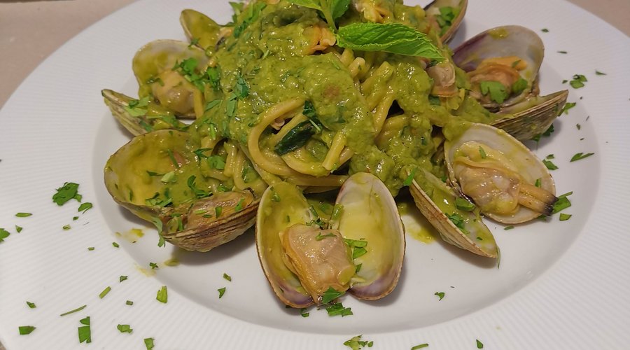 Crema di sparacelli e vongole