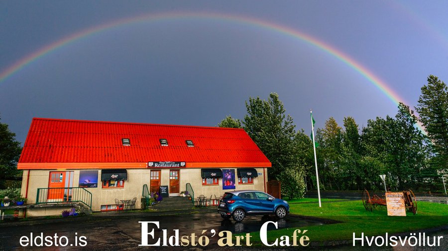 Out side of Eldstó Art Café - Guesthouse