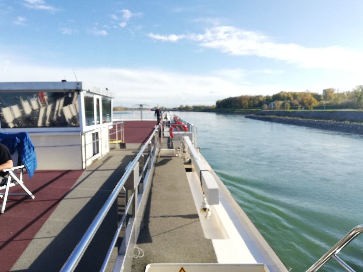 bratislava boat trip