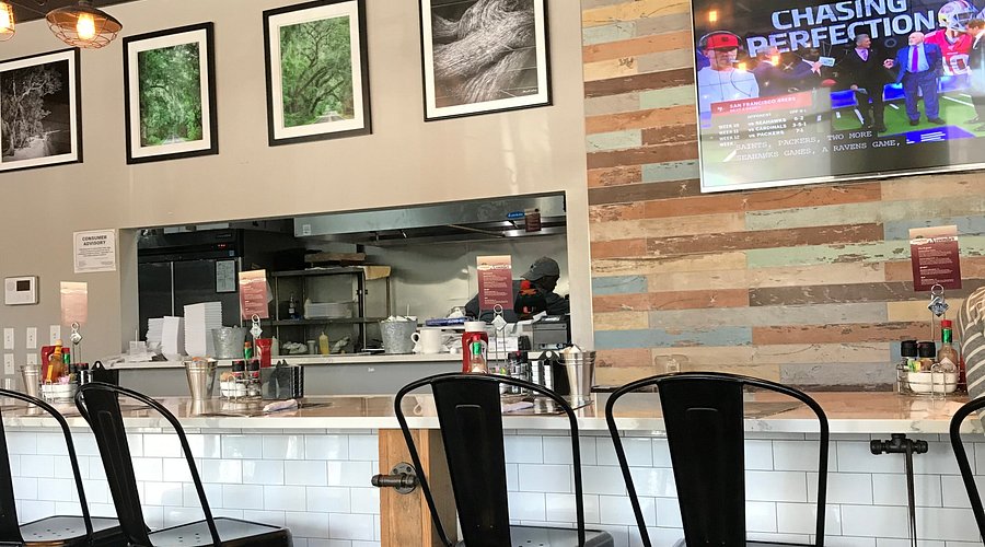 Canopy Road Cafe