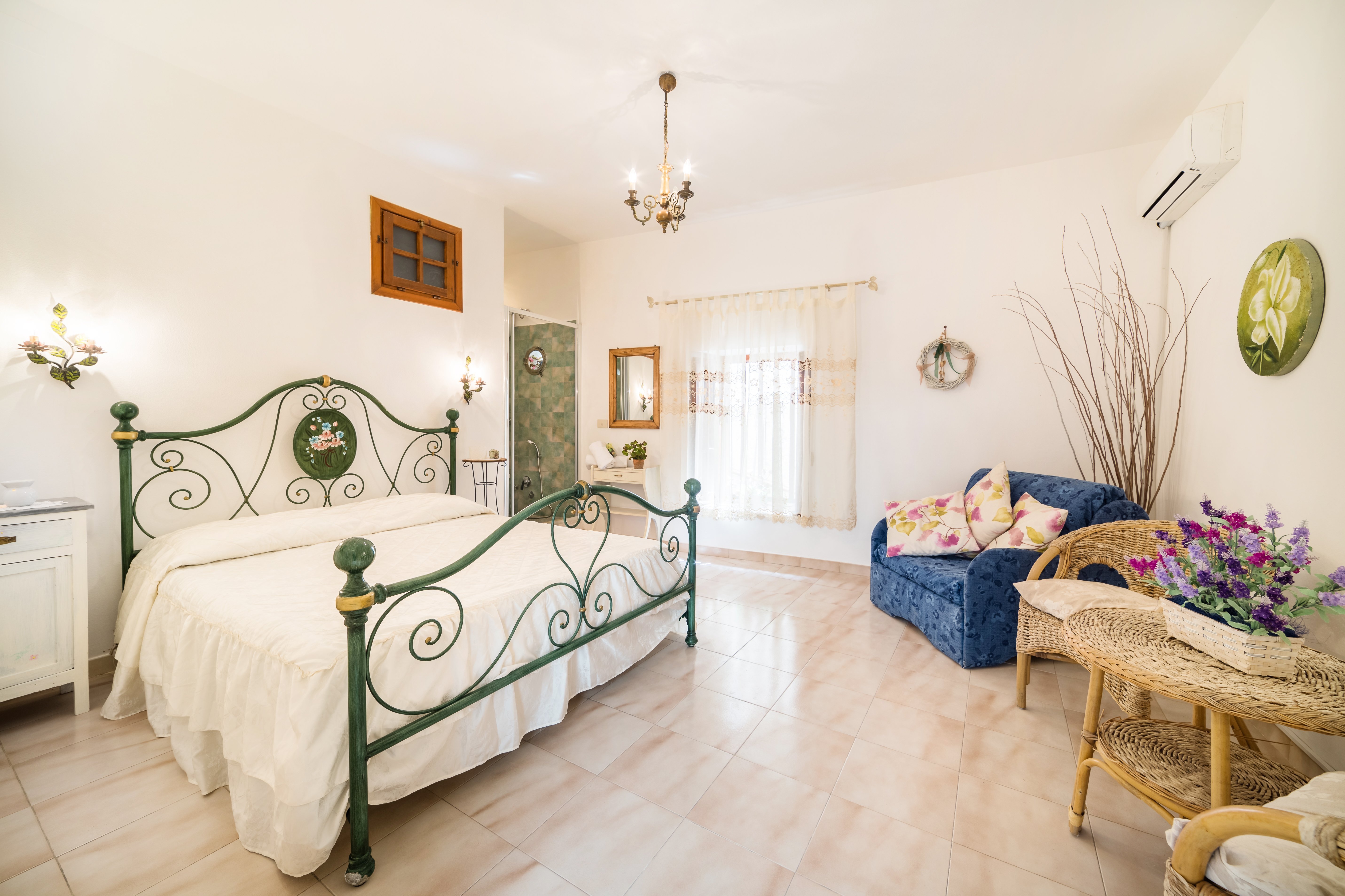 B&B LA BOUGANVILLE - Prices & Reviews (Fondi, Italy)