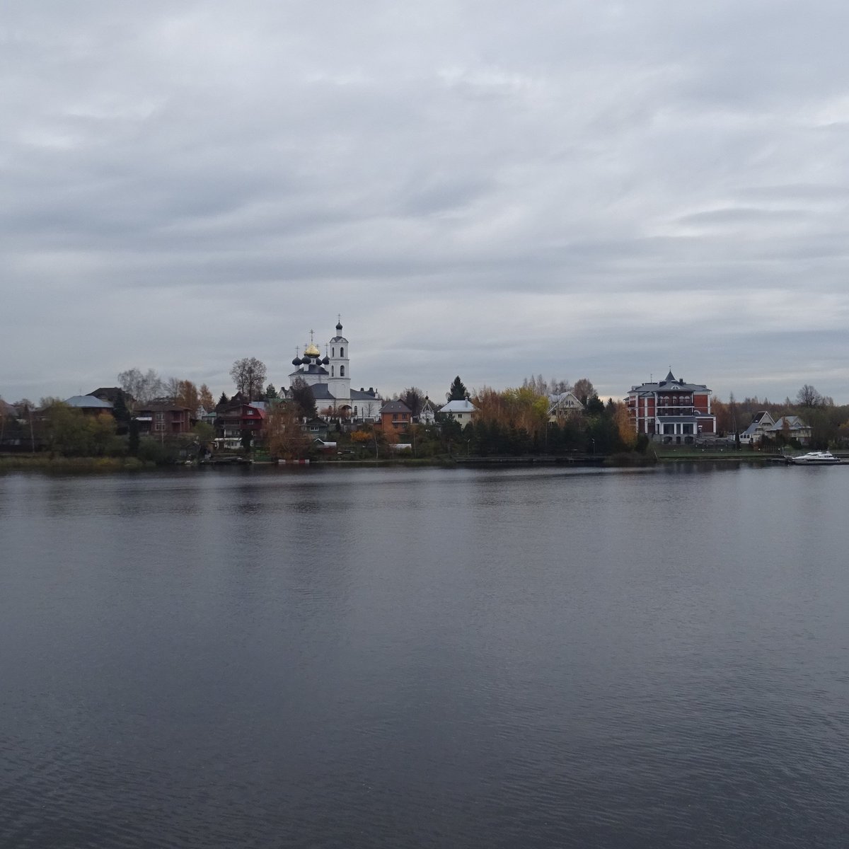 Храм Воздвижения Креста в Тверской области