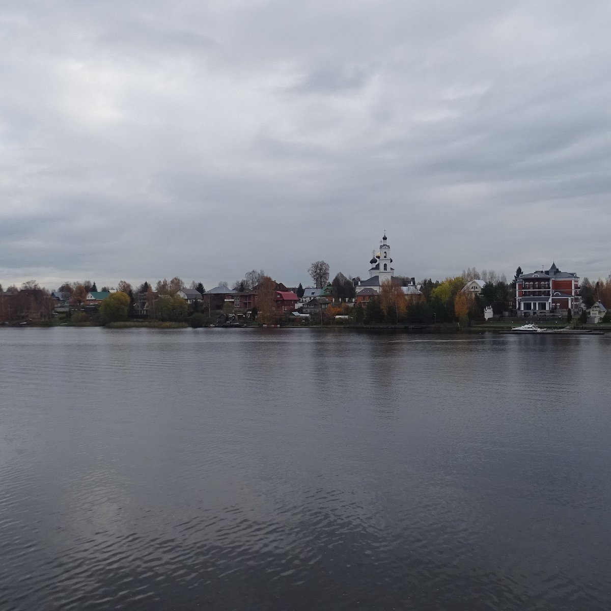 Храм Воздвижения Креста Господня в Свердлово