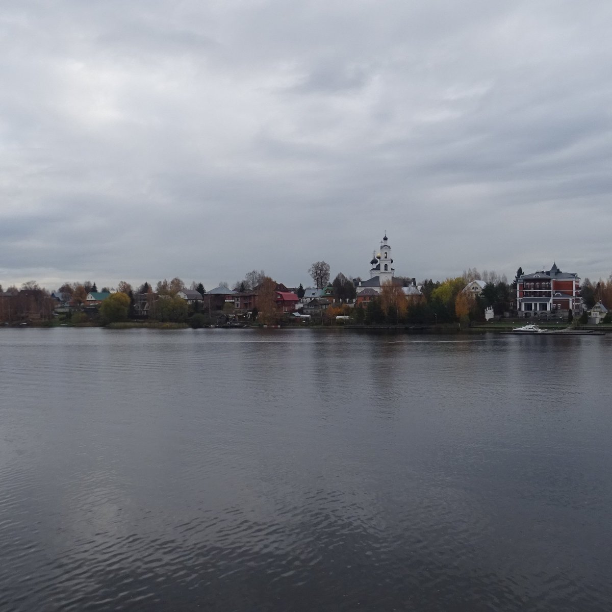 Храм Воздвижения Креста Господня в Свердлово