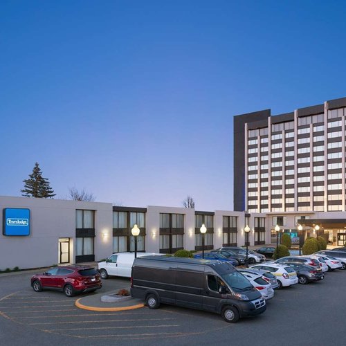 hotels at quebec city airport