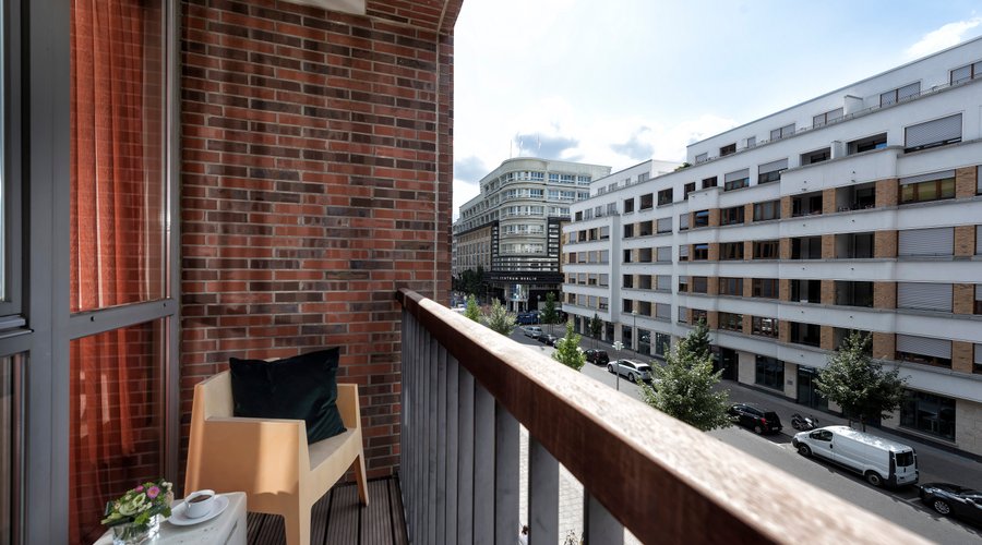 1 Bedroom Apartment with balcony