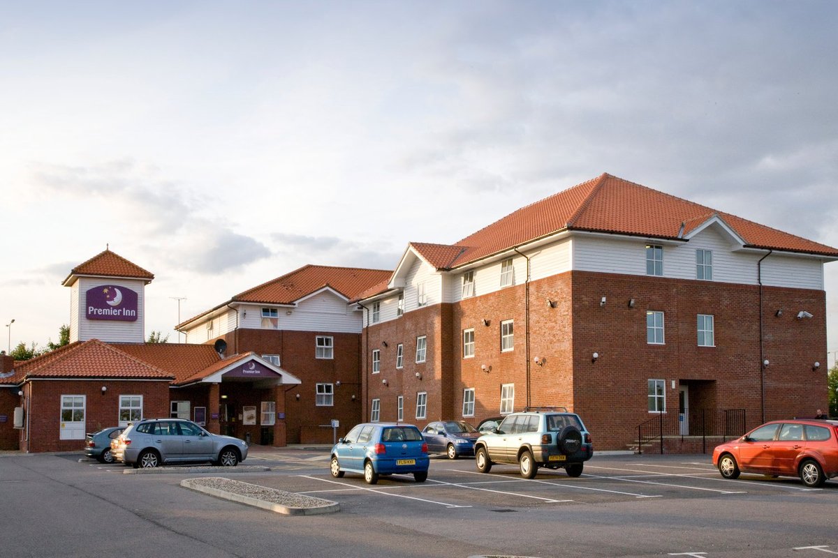 PREMIER INN CHELMSFORD (SPRINGFIELD) HOTEL - Updated 2022