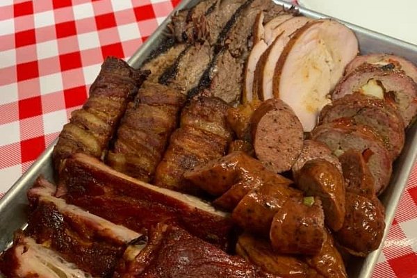 https://dynamic-media-cdn.tripadvisor.com/media/photo-o/19/f5/6f/01/rusty-buckle-bbq.jpg?w=600&h=400&s=1