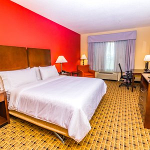 King Bed Guestroom