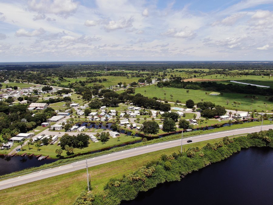 Escape to Paradise: Your Florida Adventure Awaits at Aruba RV Resort