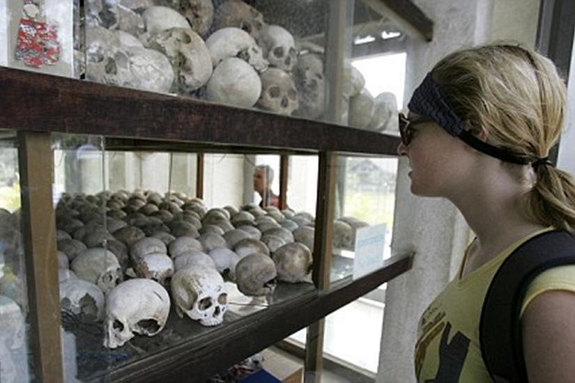 Музей геноцида в камбодже фото