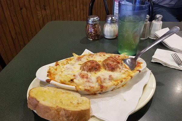 THE 10 BEST Pizza Places in West Des Moines (Updated 2024)