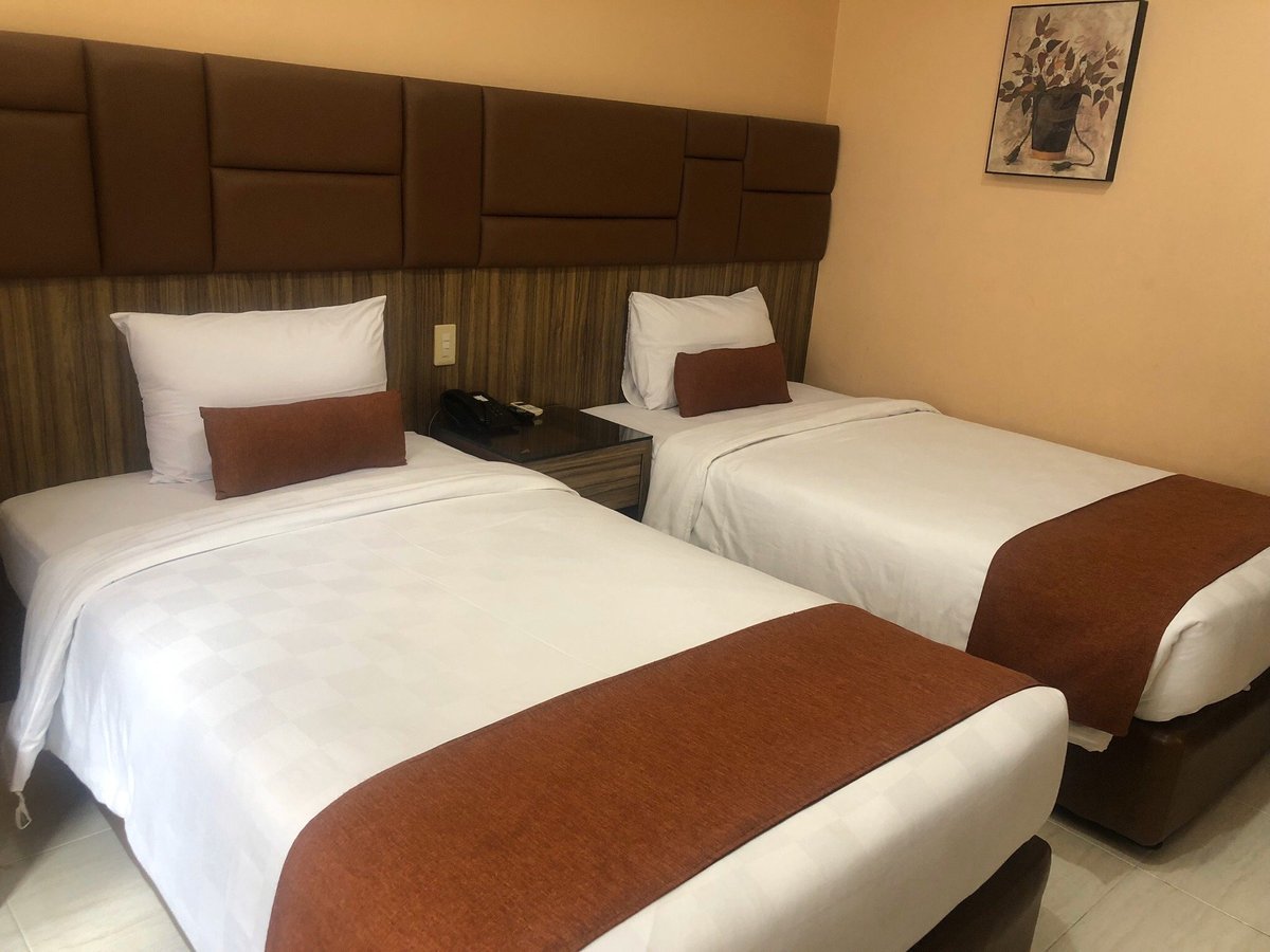 ALIA CIKINI HOTEL $22 - Prices & Reviews - Jakarta, Indonesia