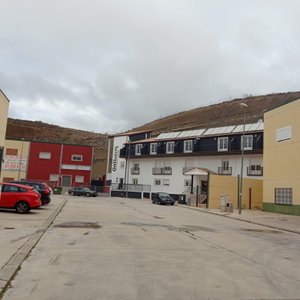 The hotel from the approach road
