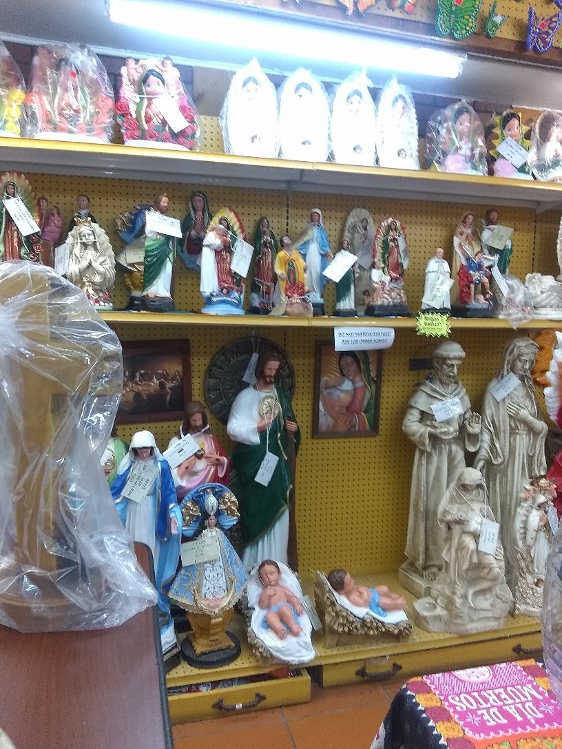 Basket & Pottery Alley (Laredo) - All You Need to Know BEFORE You Go