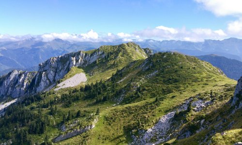 Extraordinary hiking near Aspet France. Stay in our recommended B&B here, Le Grand Chalet, a favourite for cycle retreats and creative writing retreats and run by the fun-loving Patsy. You’re very likely to be sharing the dinner table with Catalonian cyclists. Check the Umbrella Tree website for more details