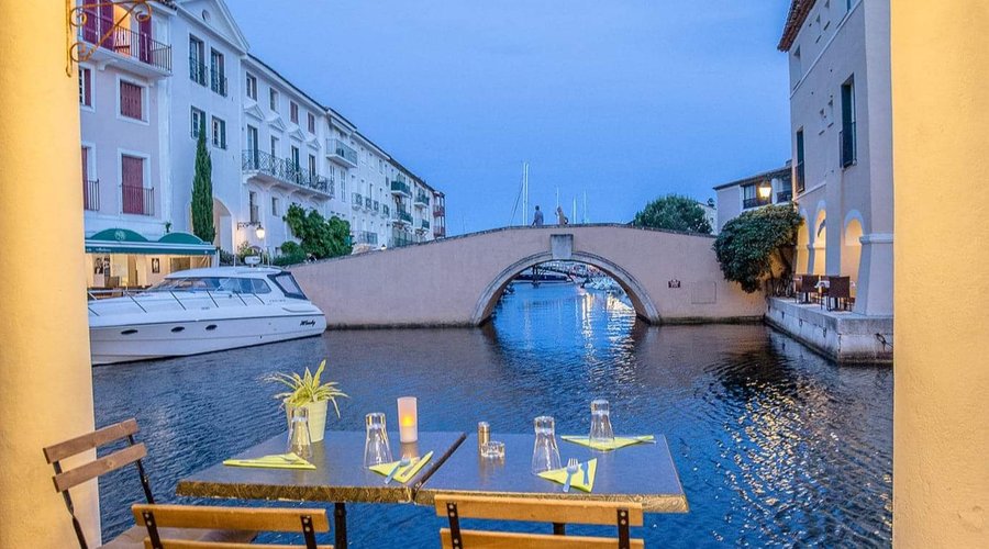 Terrasse côté canal 