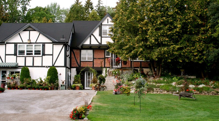 Outside of home before Solarium addition