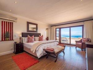 Room & Suite