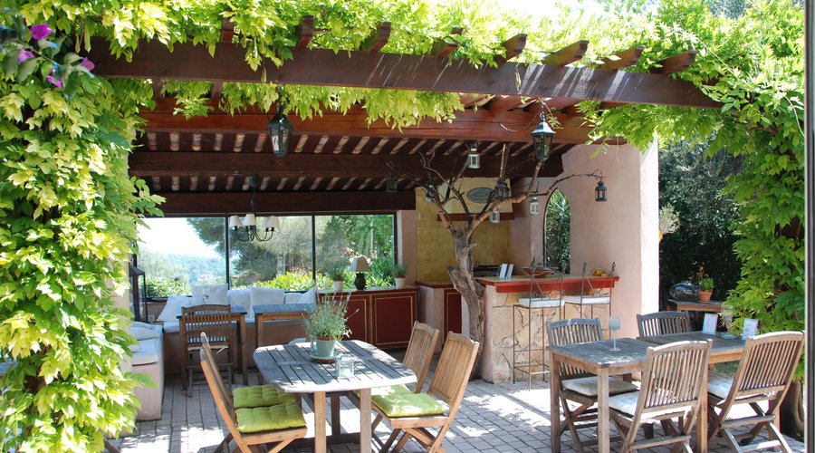 terrasse petit déjeuner/cuisine d'été