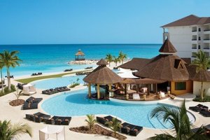 Piscina e praia