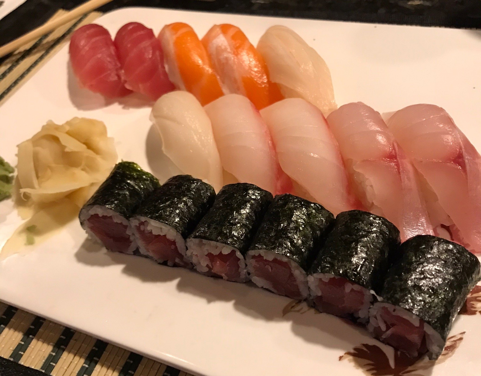 Tinys Restaurant, 애이어 - 레스토랑 리뷰 - 트립어드바이저