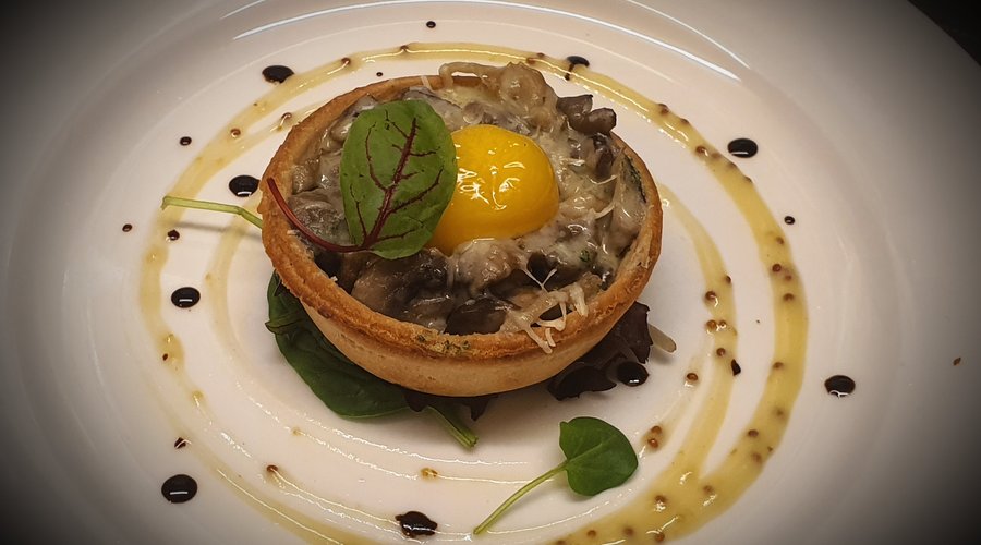Wild mushroom tartlette
