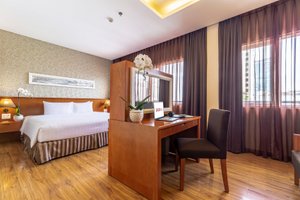 Room & Suite