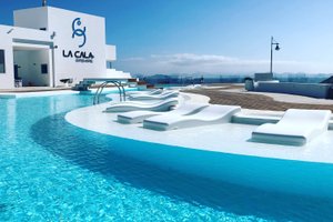 Piscina e praia