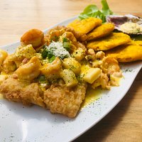 Filete de Corvina a lo Rocoto