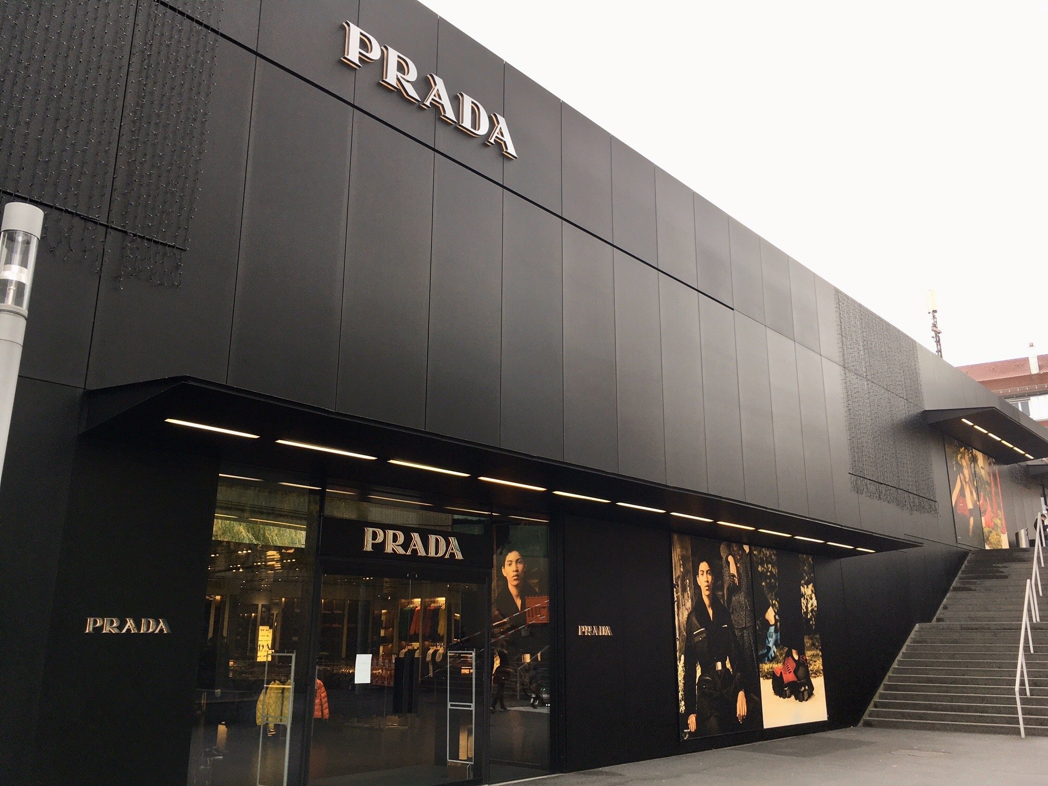 prada outlet zurich