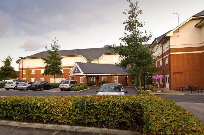 Premier Inn Warrington (m6 J21) Hotel - Updated 2024 Reviews, Photos 