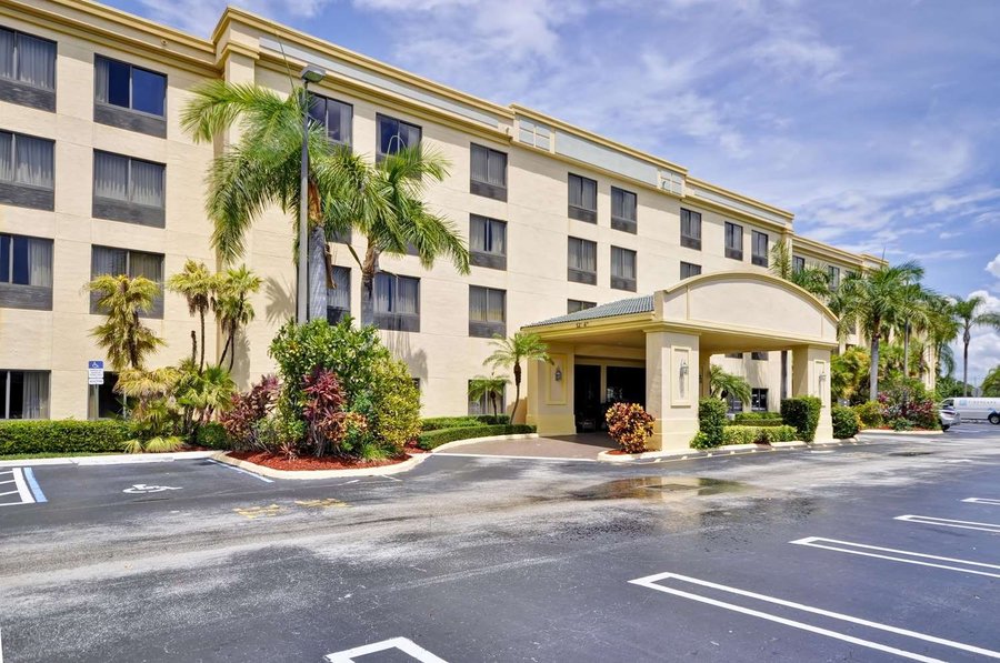 HAMPTON INN & SUITES BOYNTON BEACH $72 ($̶9̶6̶) - Updated 2020 Prices