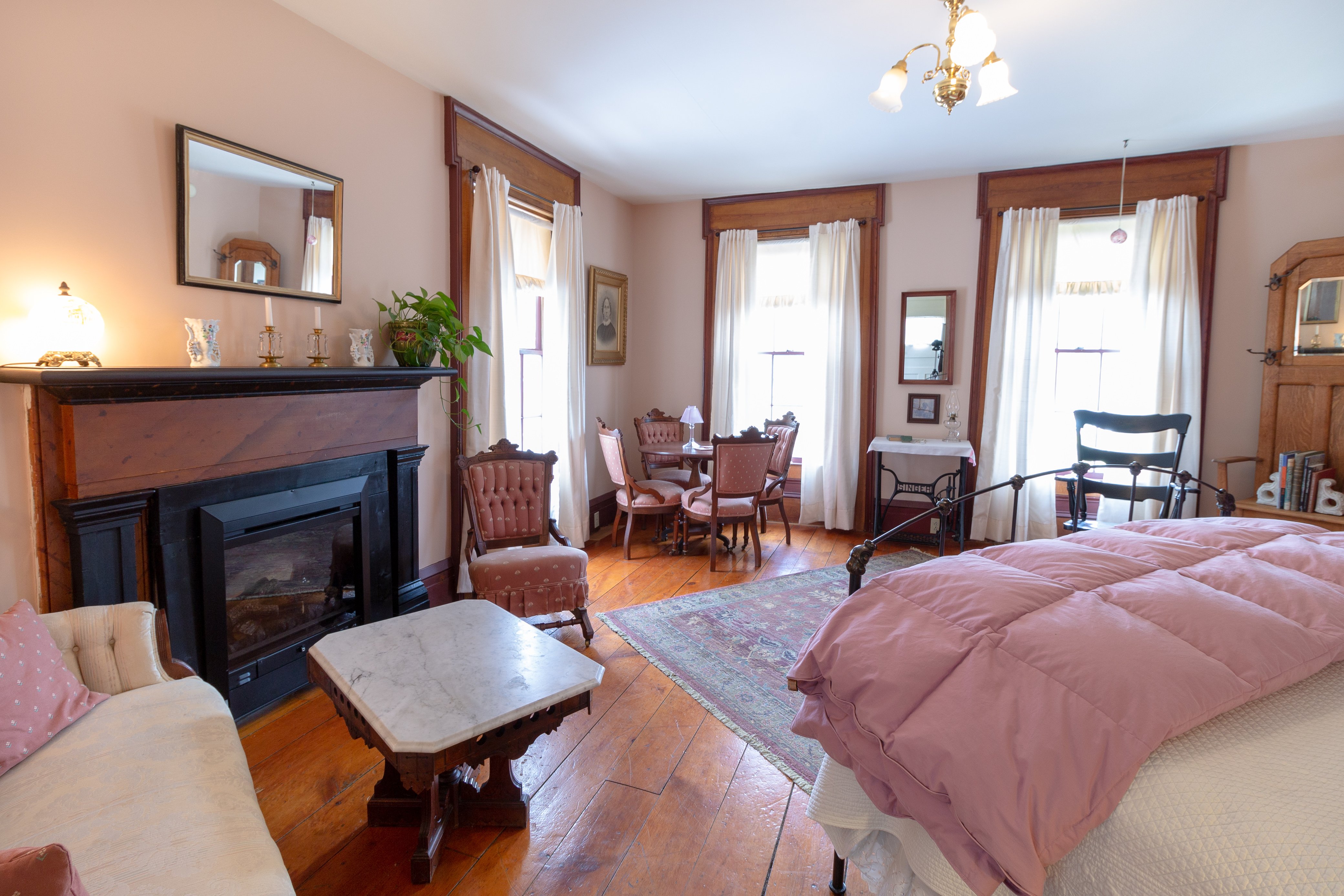 THOMAS FARM BED & BREAKFAST - Updated 2024 B&B Reviews (Ithaca, NY)