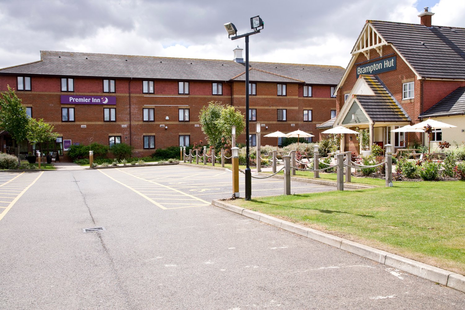 PREMIER INN HUNTINGDON (A1/A14) HOTEL - Updated 2024 Reviews, Photos ...