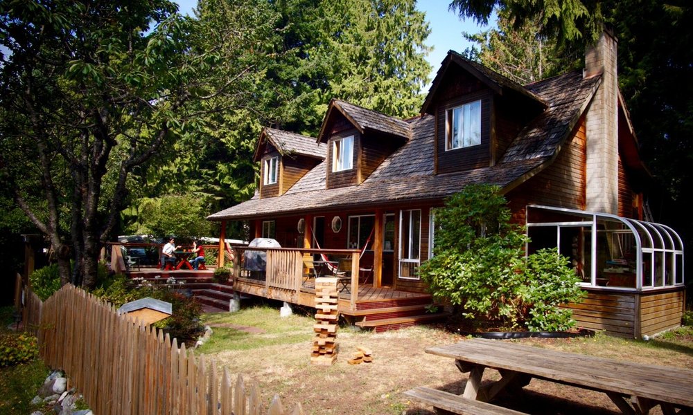 업 더 크리크 백패커스 B&B (Up The Creek Backpackers Lodge, Roberts Creek) - 호텔 리뷰 & 가격 비교