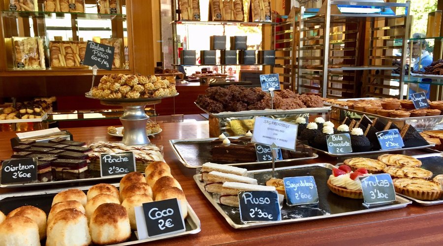 Pastries at Pasteleria Oiartzun