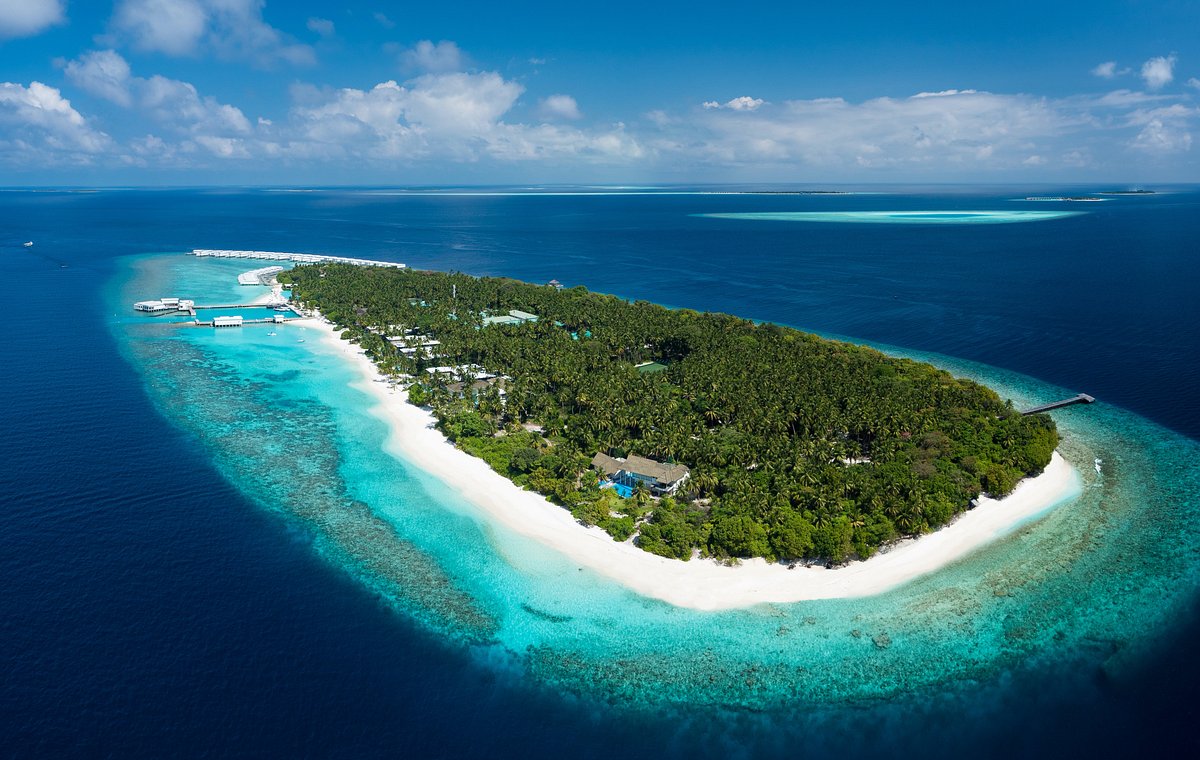 Amilla Maldives Resort &amp; Residences, hotel di Hurawalhi