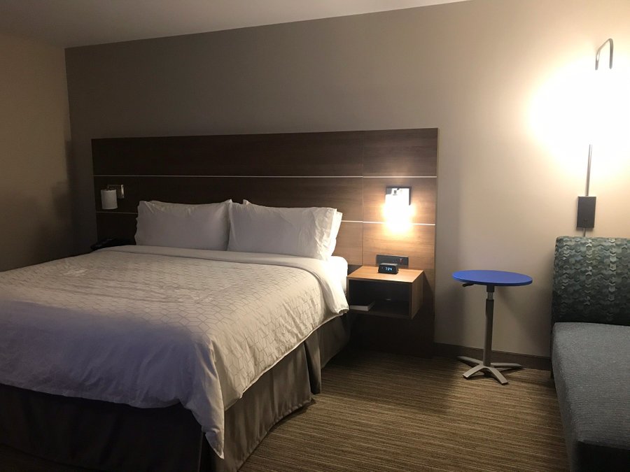 HOLIDAY INN EXPRESS & SUITES CHARLOTTE - BALLANTYNE $71 ($̶1̶0̶8̶ ...