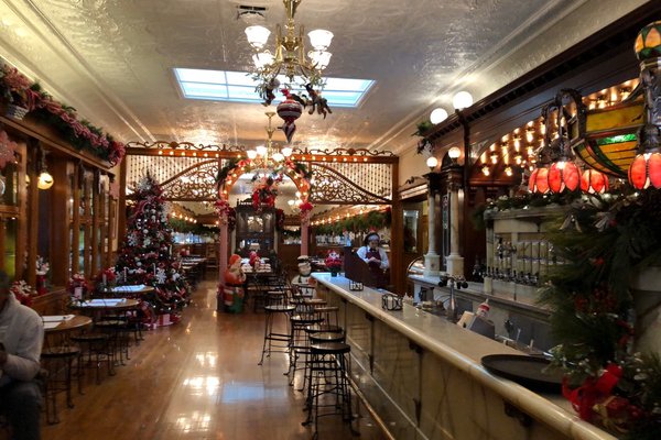 Columbus ice cream parlor ready for its close-up - Indiana Landmarks