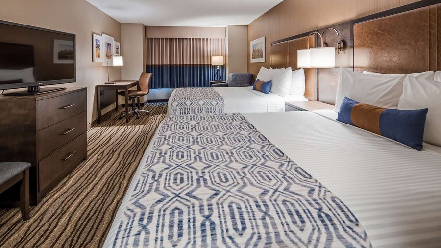 BEST WESTERN PLUS CALGARY CENTRE INN - Updated 2021 Prices, Hotel ...