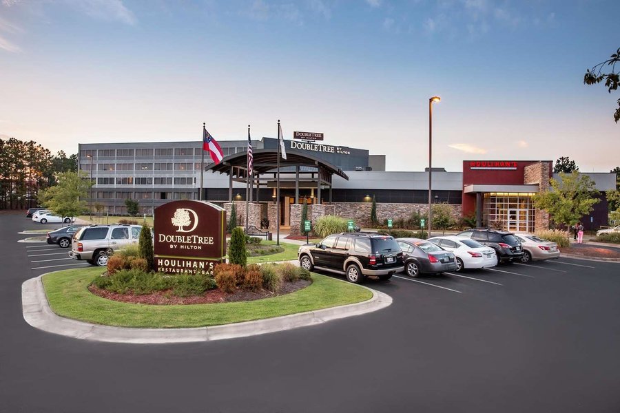 DOUBLETREE BY HILTON HOTEL COLUMBUS 89 (̶1̶2̶1̶) Updated 2020