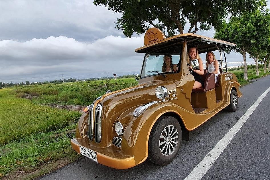 hoi an tourist shuttle